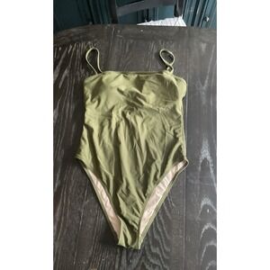 Swimsuit relleciga‎